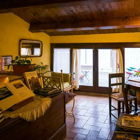 Il Comignolo Di Sofia * Civita