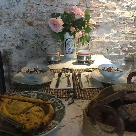 Il Comignolo Di Sofia Panzió